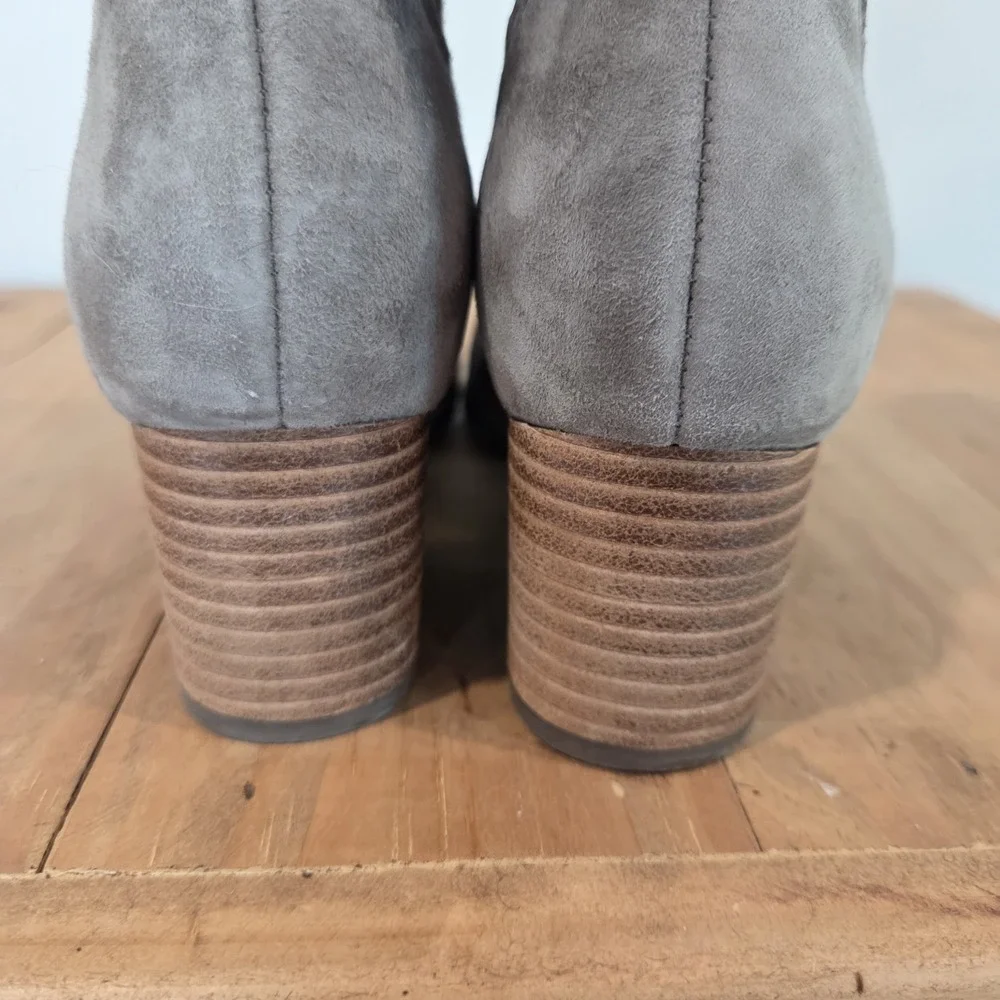 Vionic Bishop Womens 7 Ankle Boots Gray Suede Western Block Heel Zip Booties
